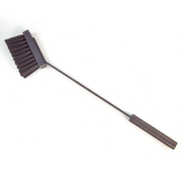 Стальная щетка для камина SAVEN Brush L black 50 см с деревянной ручкой SB/L/BL фото