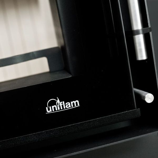 Стальная каминная топка UNIFLAM 860 EVO LBS 14 кВт с угловым стеклом 3141 фото