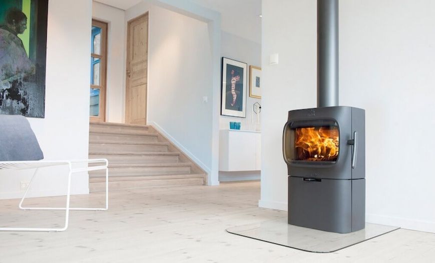 Чугунная печь камин Jotul F 105 R B 4,5 кВт на дровах 30050005 фото