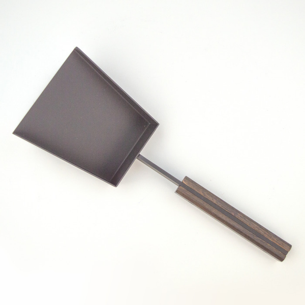 Каминная лопатка стальная SAVEN Shovel S black 30 см с деревянной ручкой SH/S/BL фото