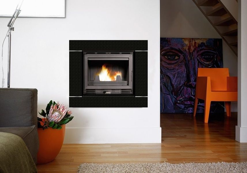 Чавунна камінна топка UNIFLAM 600 ECO 8 кВт з шибером 3121 фото